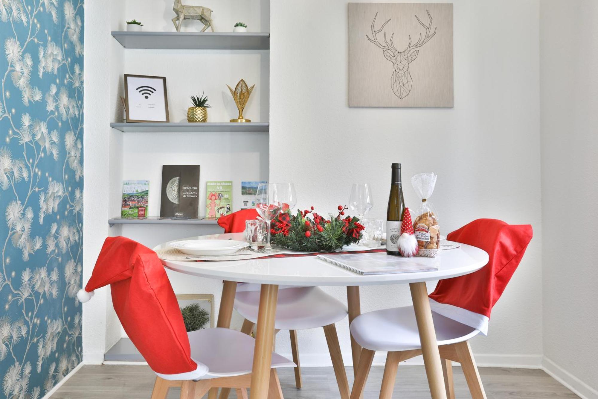 Appartements Duplex 3 Et 4 Personnes - Climatisation - Village Elu Parmi Les "Plus Beaux Villages De France" - Route Des Vins - Centre Alsace Bergheim Extérieur photo