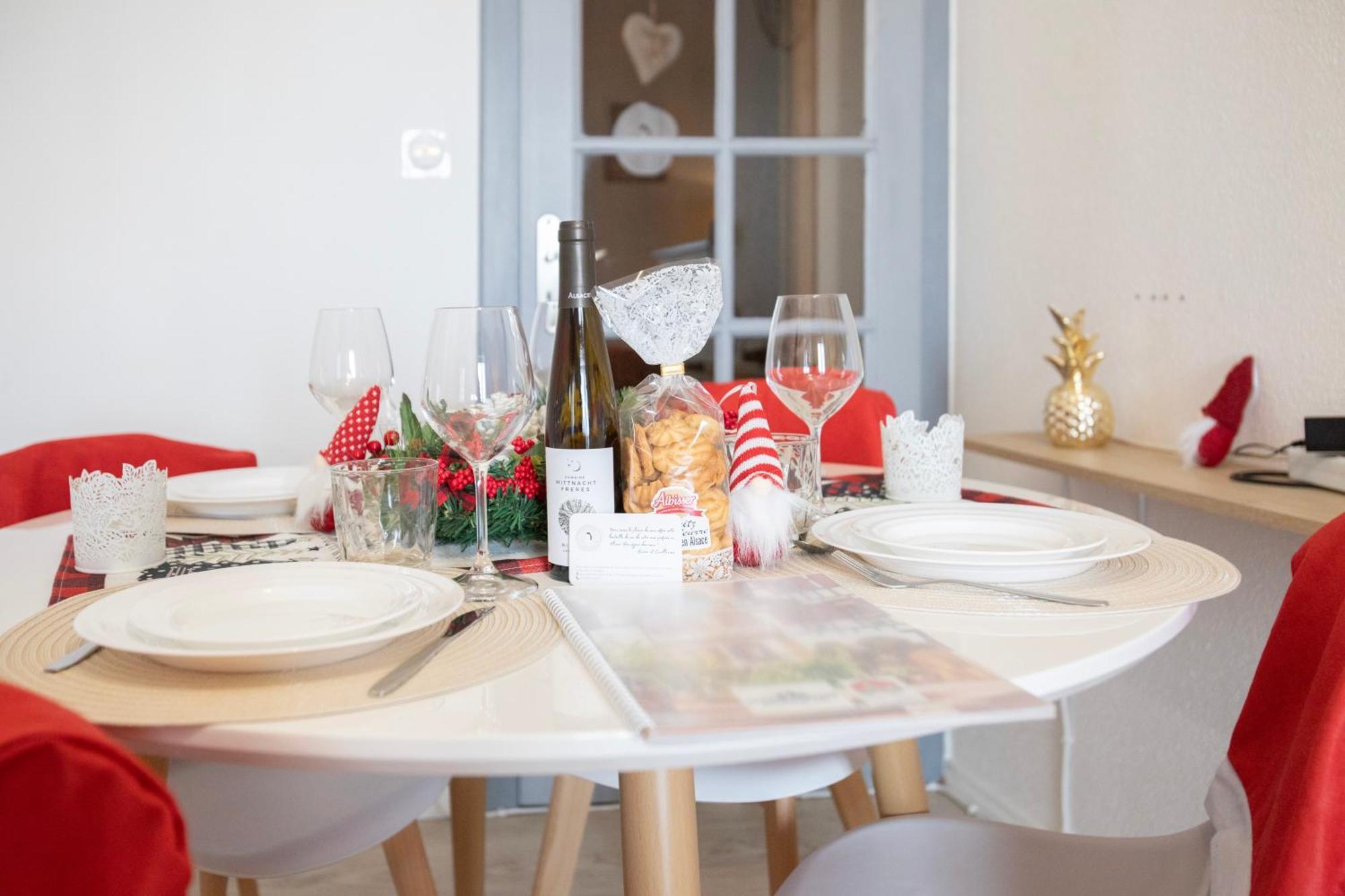 Appartements Duplex 3 Et 4 Personnes - Climatisation - Village Elu Parmi Les "Plus Beaux Villages De France" - Route Des Vins - Centre Alsace Bergheim Extérieur photo